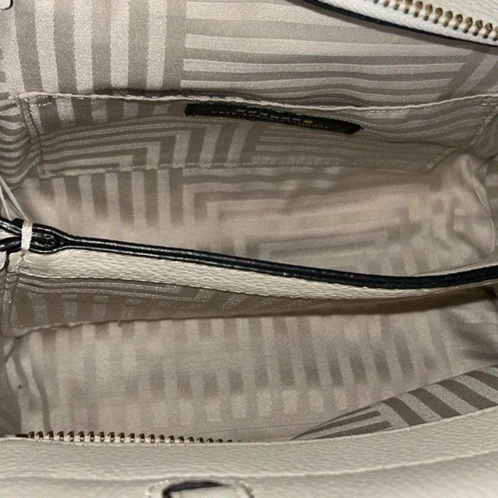 Euc Kate spade Saturday crossbody bag